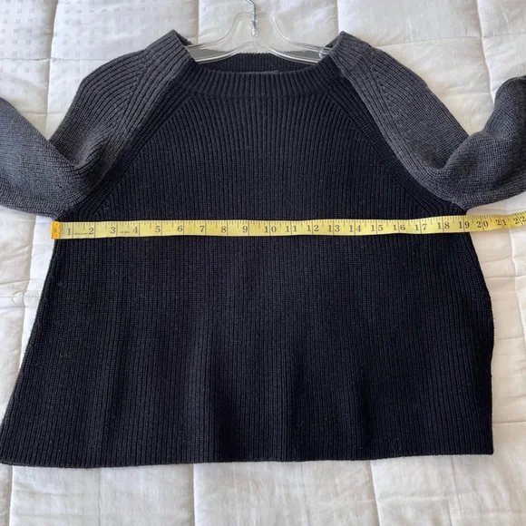 SOLD 💟 Eileen Fisher Merino Rib Box-Top Knit Regenerative Wool Sweater Size XS - Picture 10 of 12